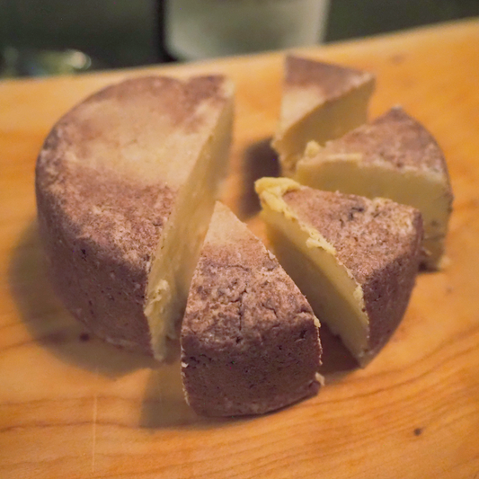 Rose City Creamery - Perfect Pinot - Plant Based Artisan Cheese
